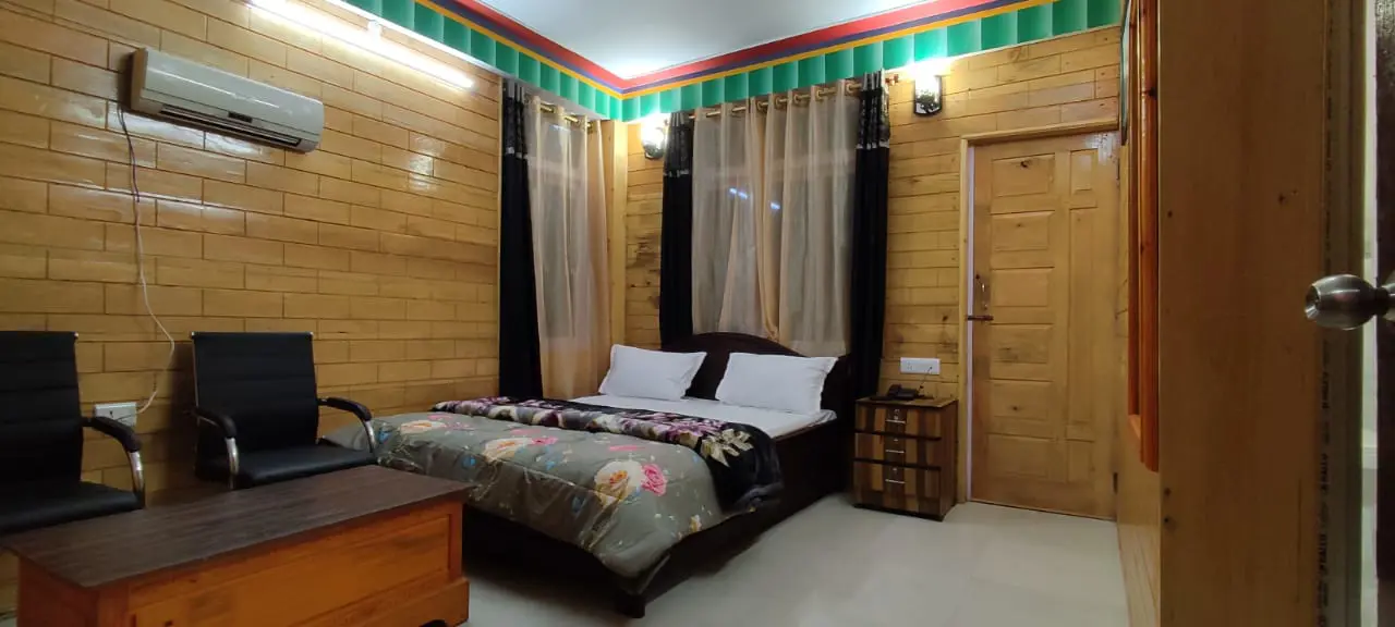 Hotel Jhaktsang